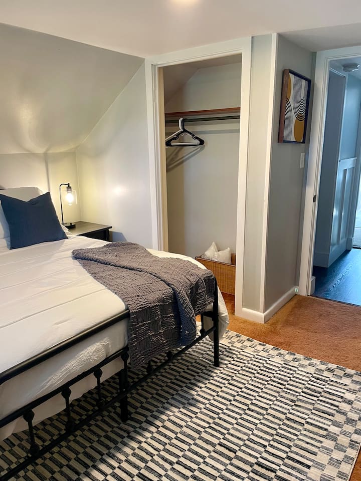 საძინებელი 4