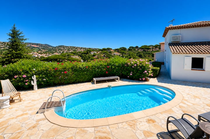 Villa Proche Centre Avec Piscine - Saint-Tropez