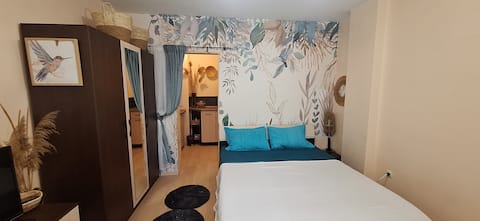Popular Airbnb listing: The guest room "Summer" in Поморие