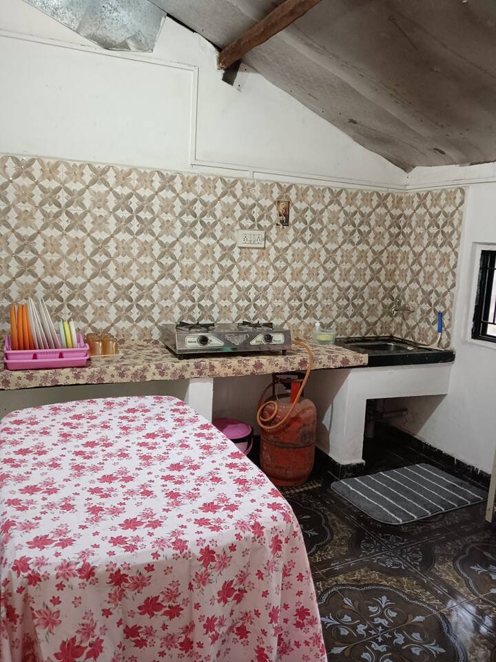 Full kitchen image 5