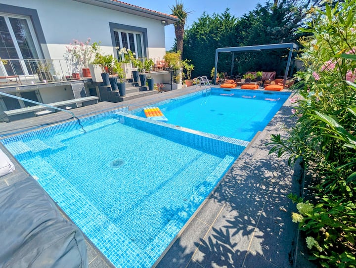 Villa Piscine Proche Plage Chambre D'amour Et Golf - Anglet