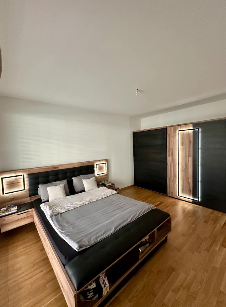 Гардероб и двойно легло 