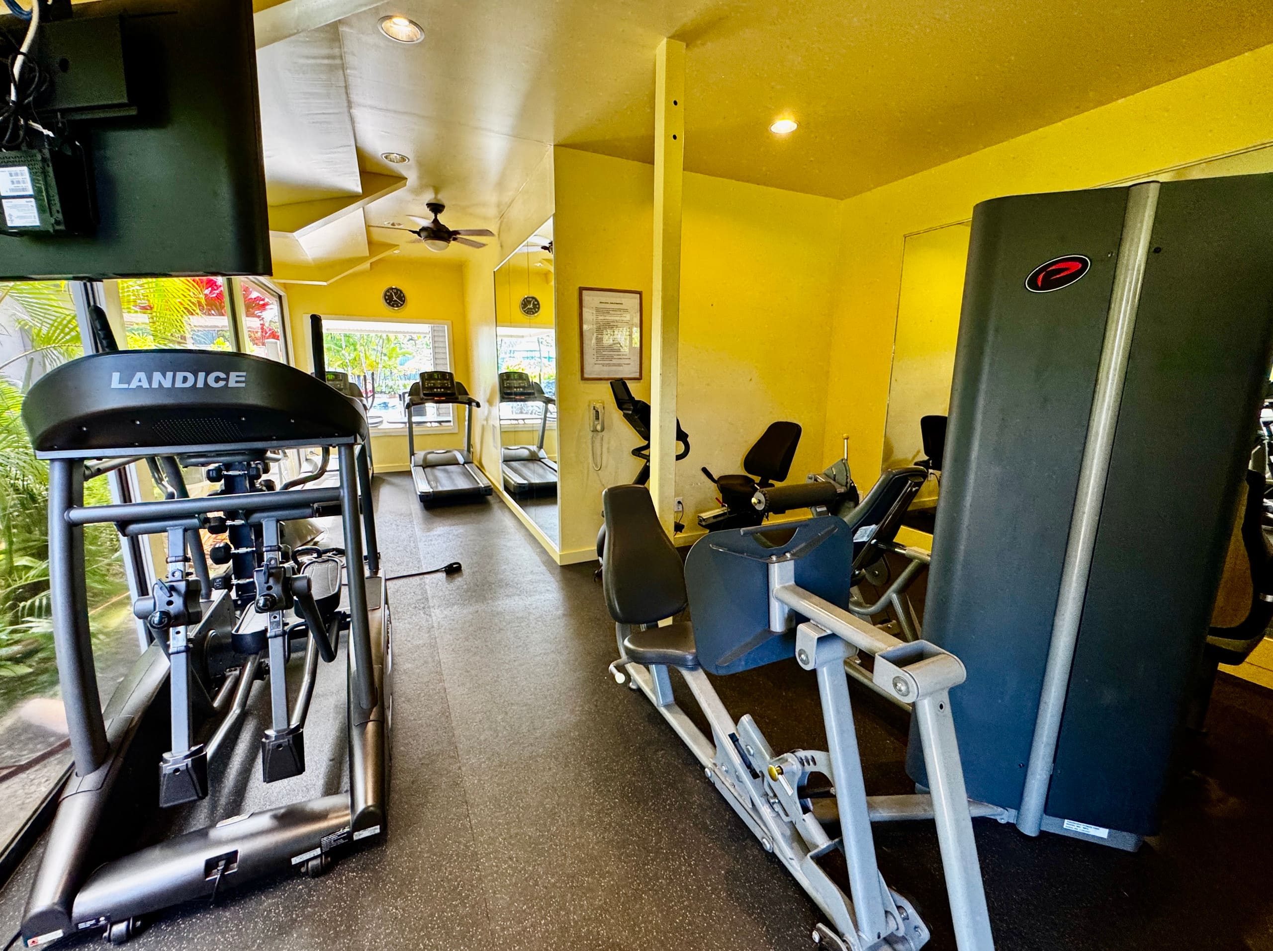 Condo in Princeville · ★5.0 · 1 bedroom · 3 beds · 2 private baths - Image 24