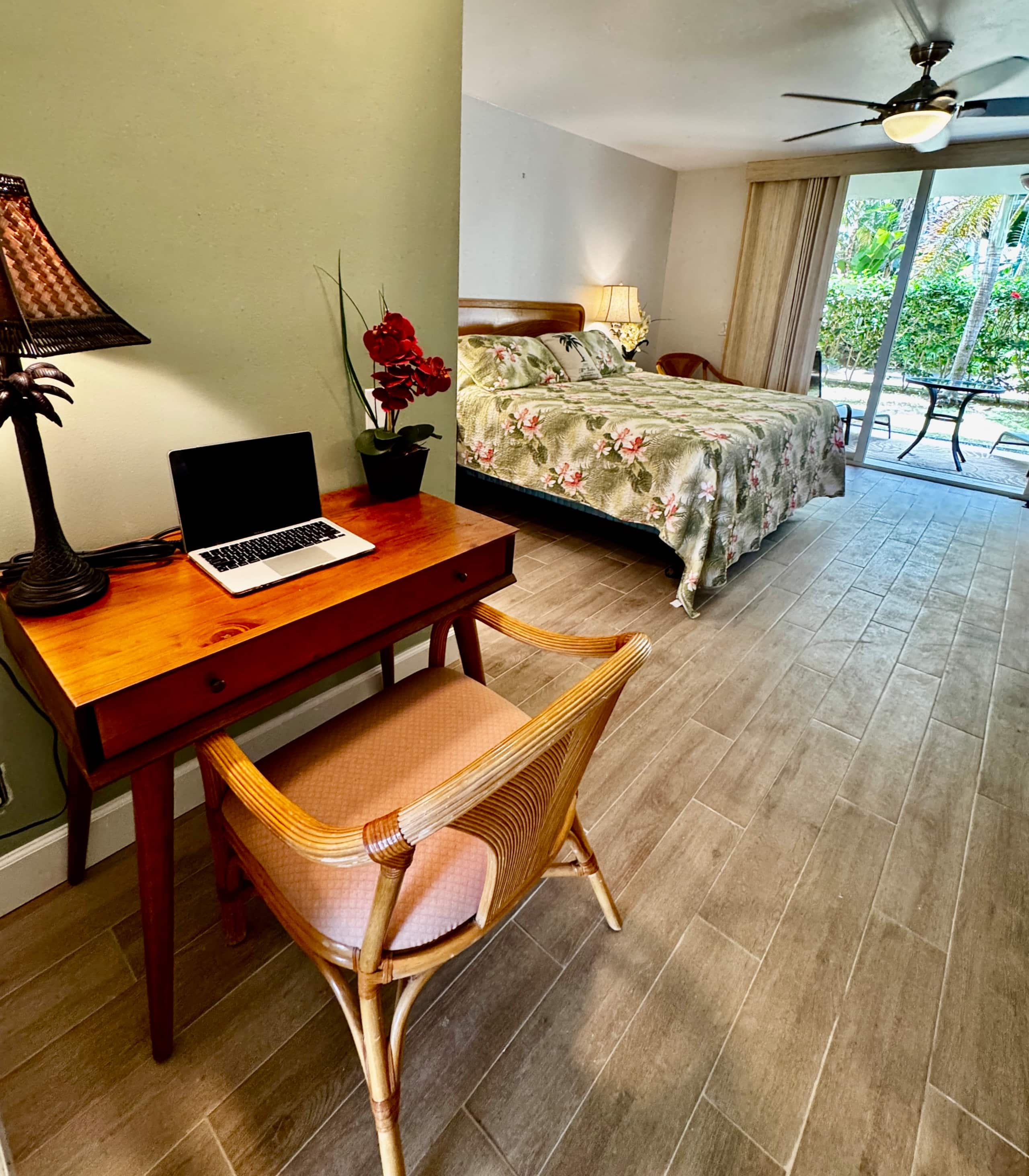 Condo in Princeville · ★5.0 · 1 bedroom · 3 beds · 2 private baths - Image 11