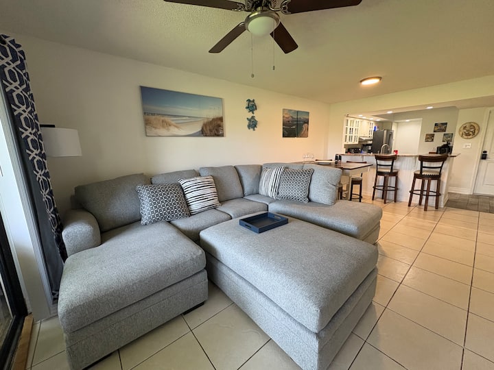 Space Coast Golf Condo - Titusville, FL