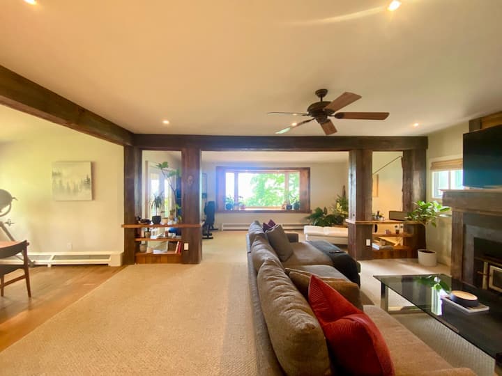 Waterfront Sanctuary – Sauna, Hot Tub & Sunsets - Grimsby, Ontario