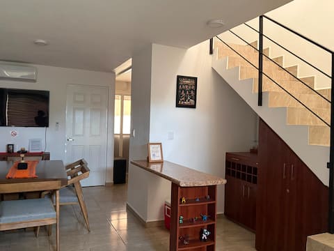 Top performing Airbnb: Amazing View + Air Conditioning + Near Cuernavaca in Xochitepec