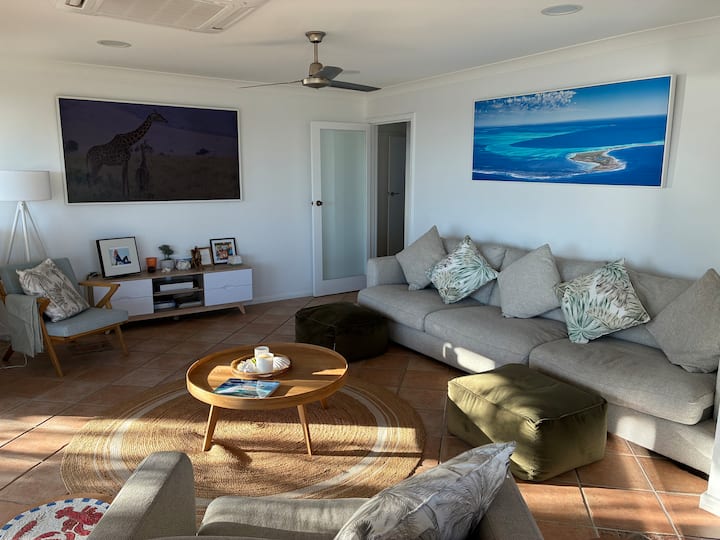 Sunset Break Upstairs Apartment - 7mins To City - 傑拉爾頓
