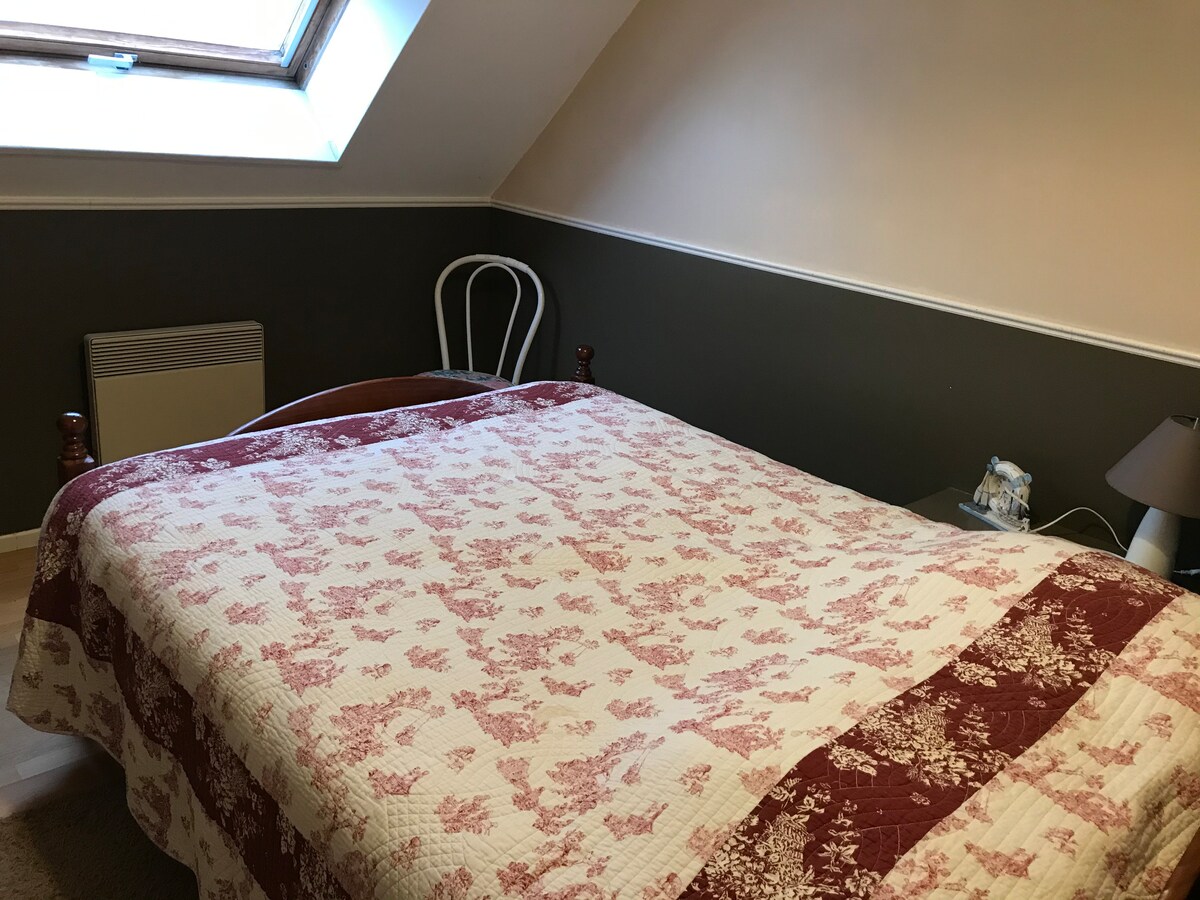 საძინებელი 1