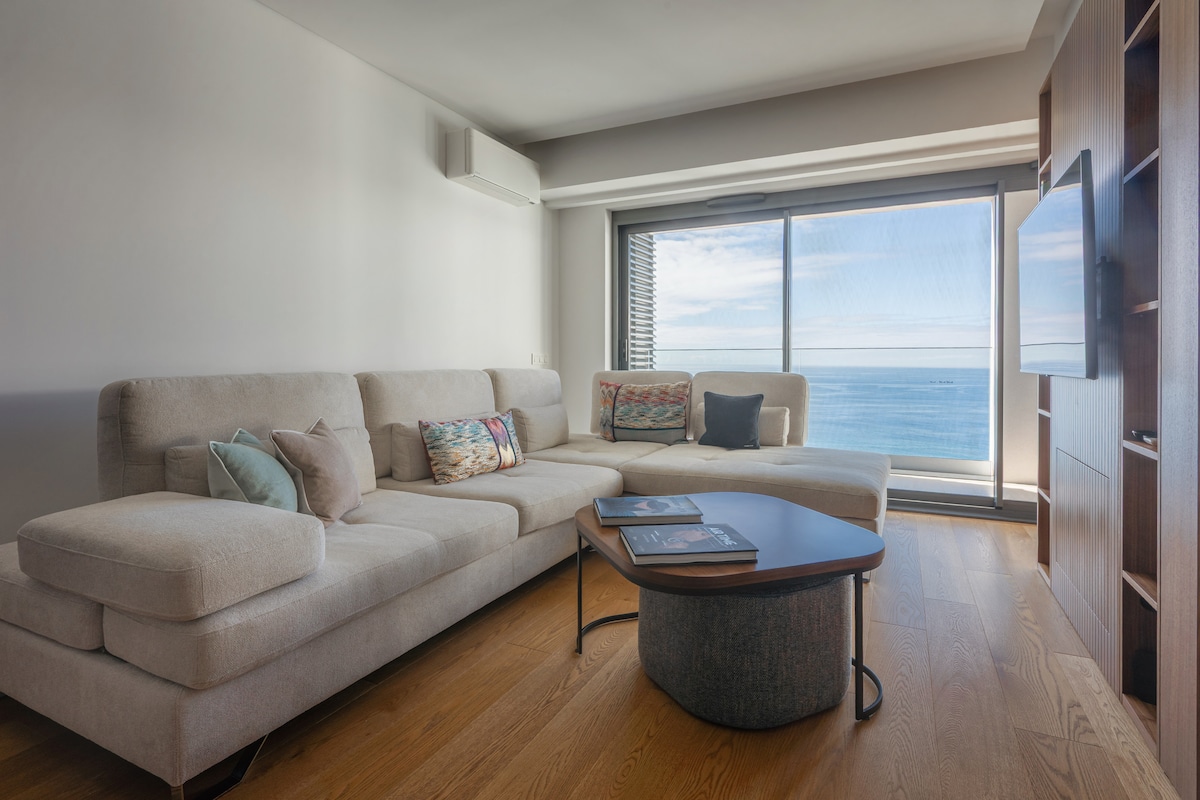 Top Airbnb: Ocean View Apartment in Funchal in São Martinho