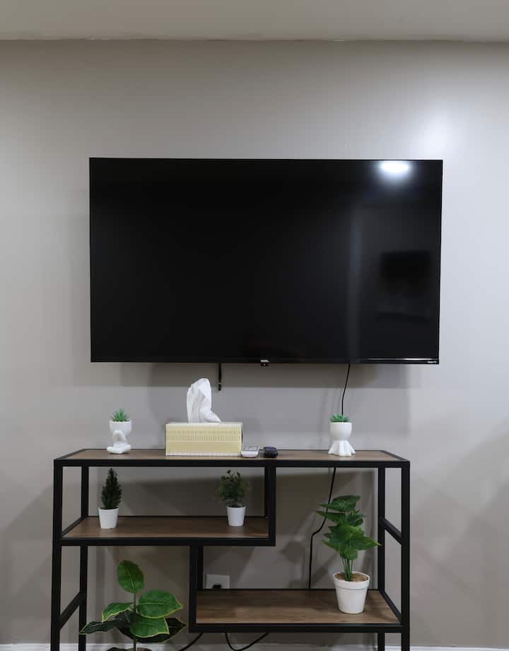 Near Nyc & Metlife • Sleeps 4• Modern Private Unit - North Bergen
