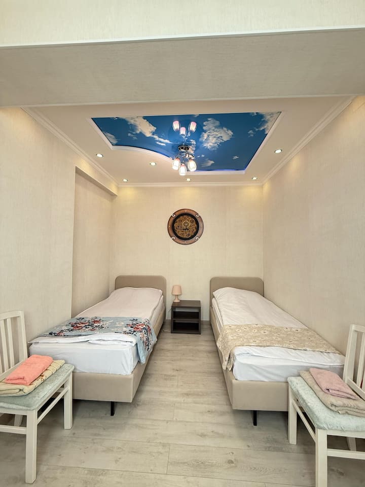 Schlafzimmer 2