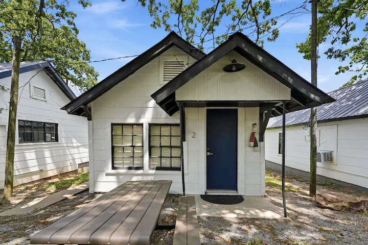 Tenkiller Cedar Cabin Escape Near Lake Adventures - Rocky Mountain, OK