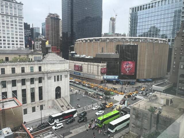 Residence Heritage Whole Floor Dream Loft Penthou gallery image 3