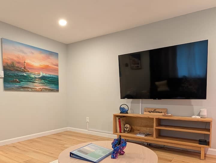 Cozy Coastal Retreat - Dennis, MA