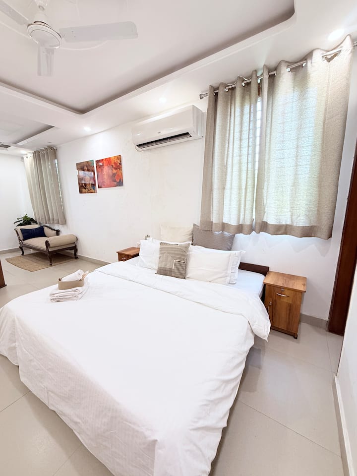 Home Stay - Tf (2bhk/6person/southdel/lajpat Nagar - Delhi
