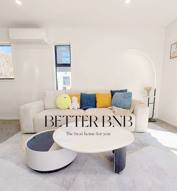 Modern & New • 3 Beds • 6 Guests - Upper Hutt