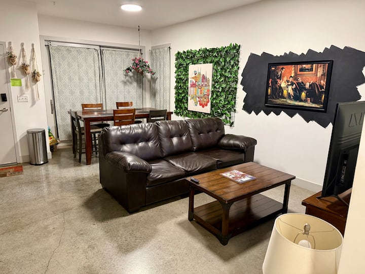 Sleeps 6 - 7 Near Downtown,soccer,raceway,flea Mkt - Nashville, TN