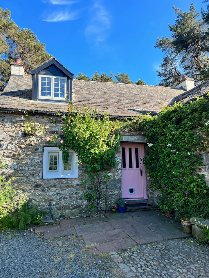 Lake District Family Farmhouse - Glenridding