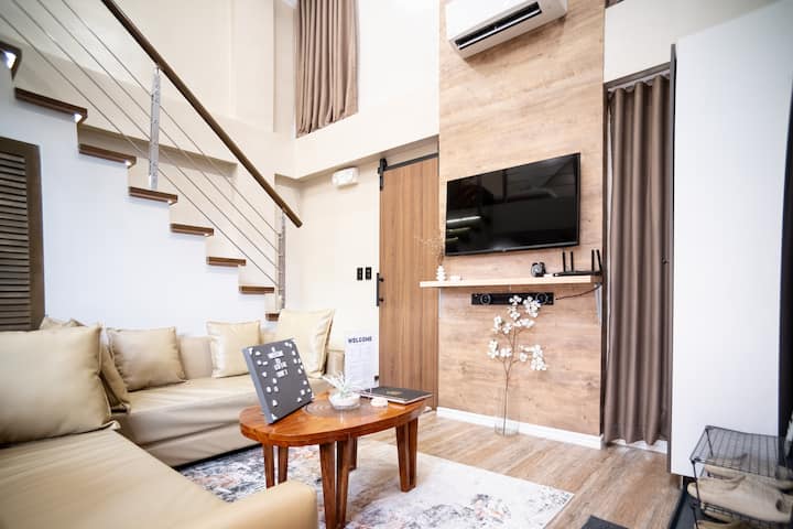 Loft42 Cozy Loft Legazpi 10 Min To Sm | Unit 1 - Legazpi City