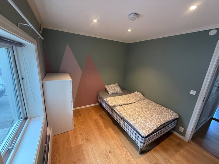 غرفة النوم 2