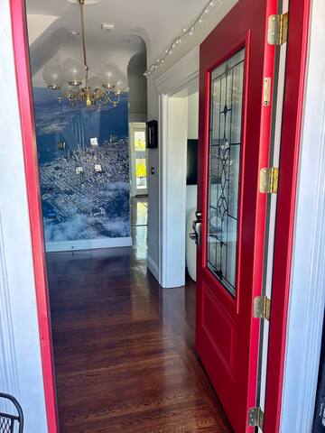 Victorian Gem/City View/Hot Tub gallery image 3