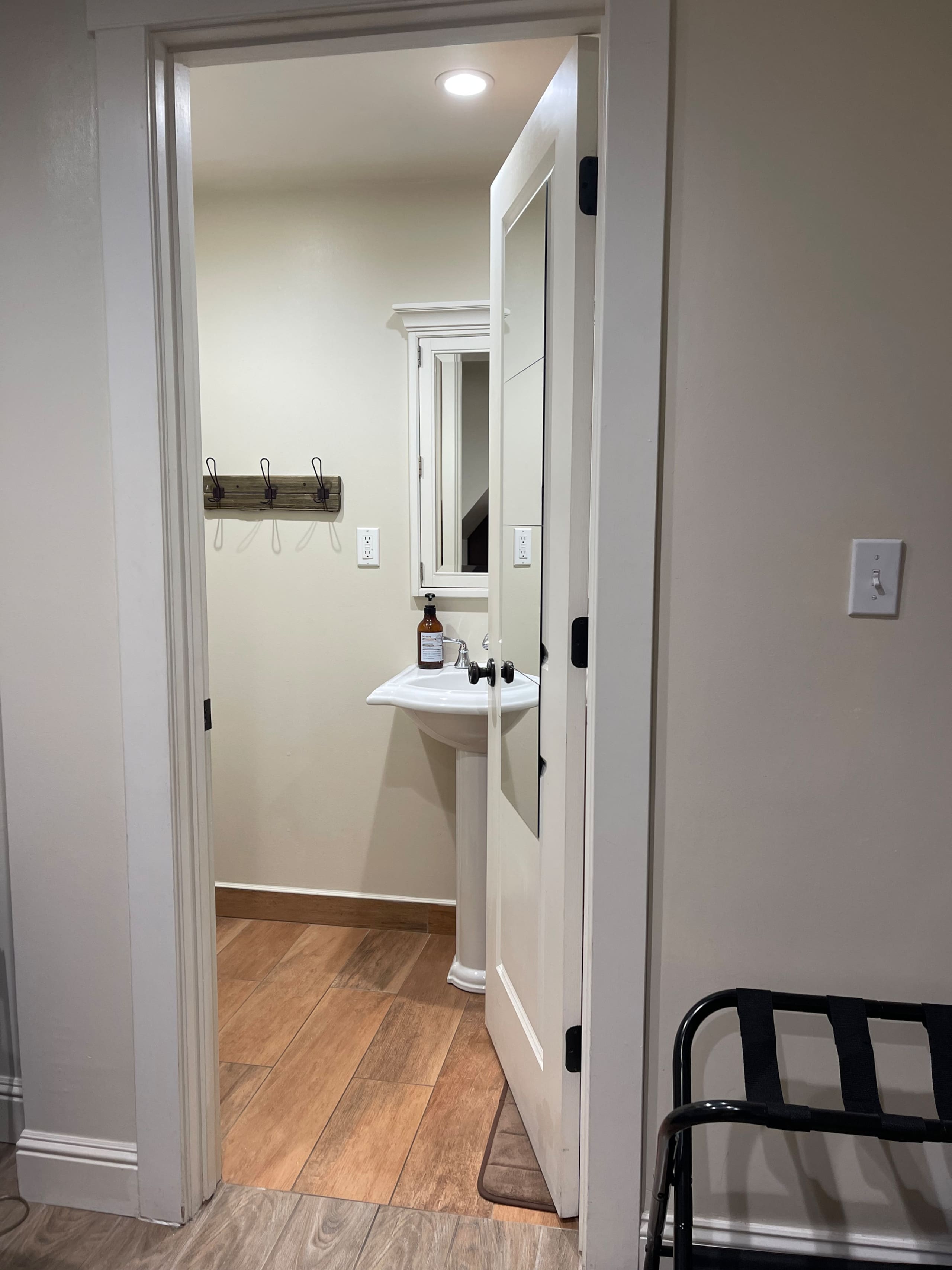 Home in San Francisco · ★4.85 · 1 bedroom · 4 beds · 1 bath - Image 60