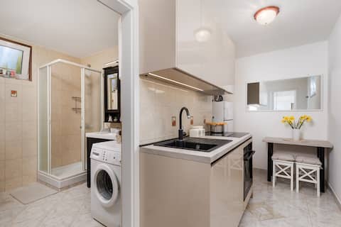 Popular Airbnb listing: Maestro Apartment: The Virtuoso’s View in Ičići