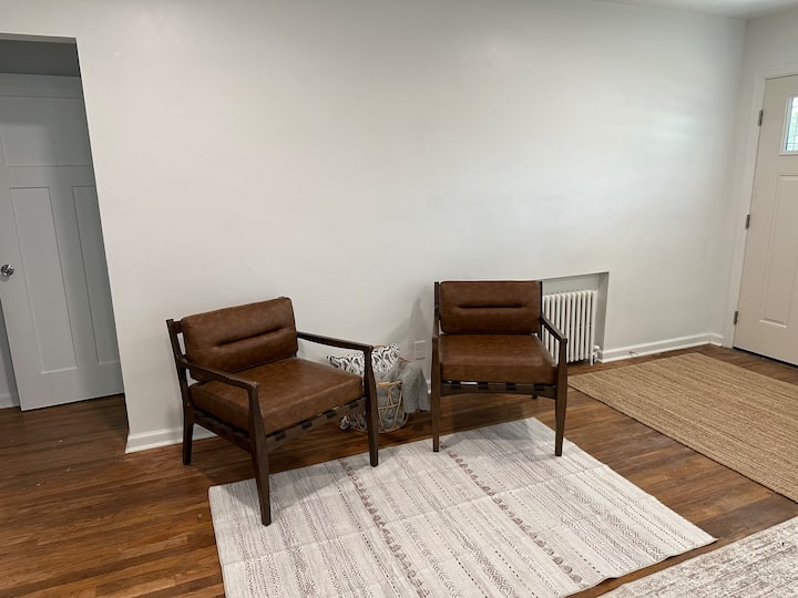 •Large Avenues Retreat•3 Bedroom•washer/dryer - Cheyenne, WY
