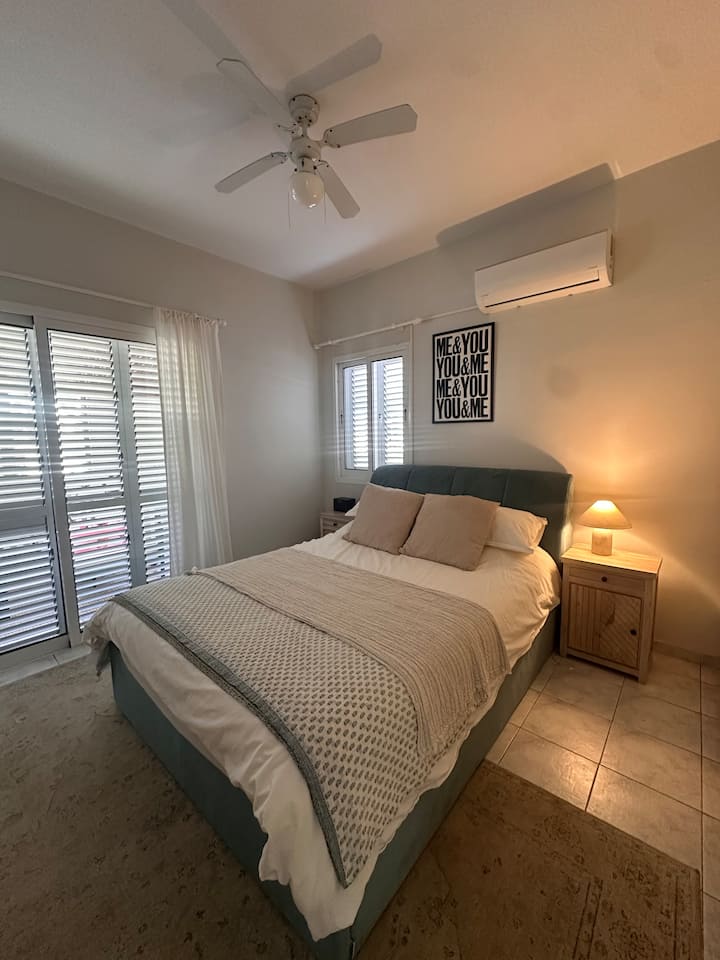 Sunny Limassol Home By The Beach - Limassol