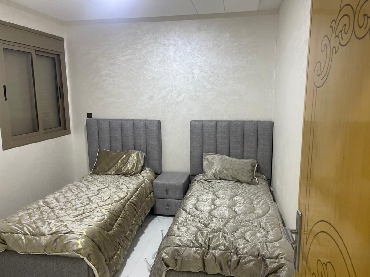 غرفة النوم 2