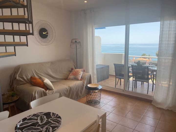 Penthouse Andalou Face à La Mer - Torrox