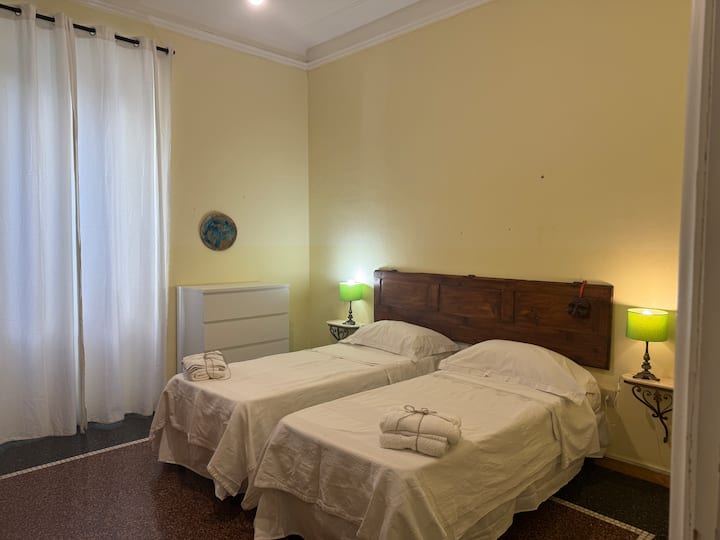 Delpino' S House, Castelletto. - Genova