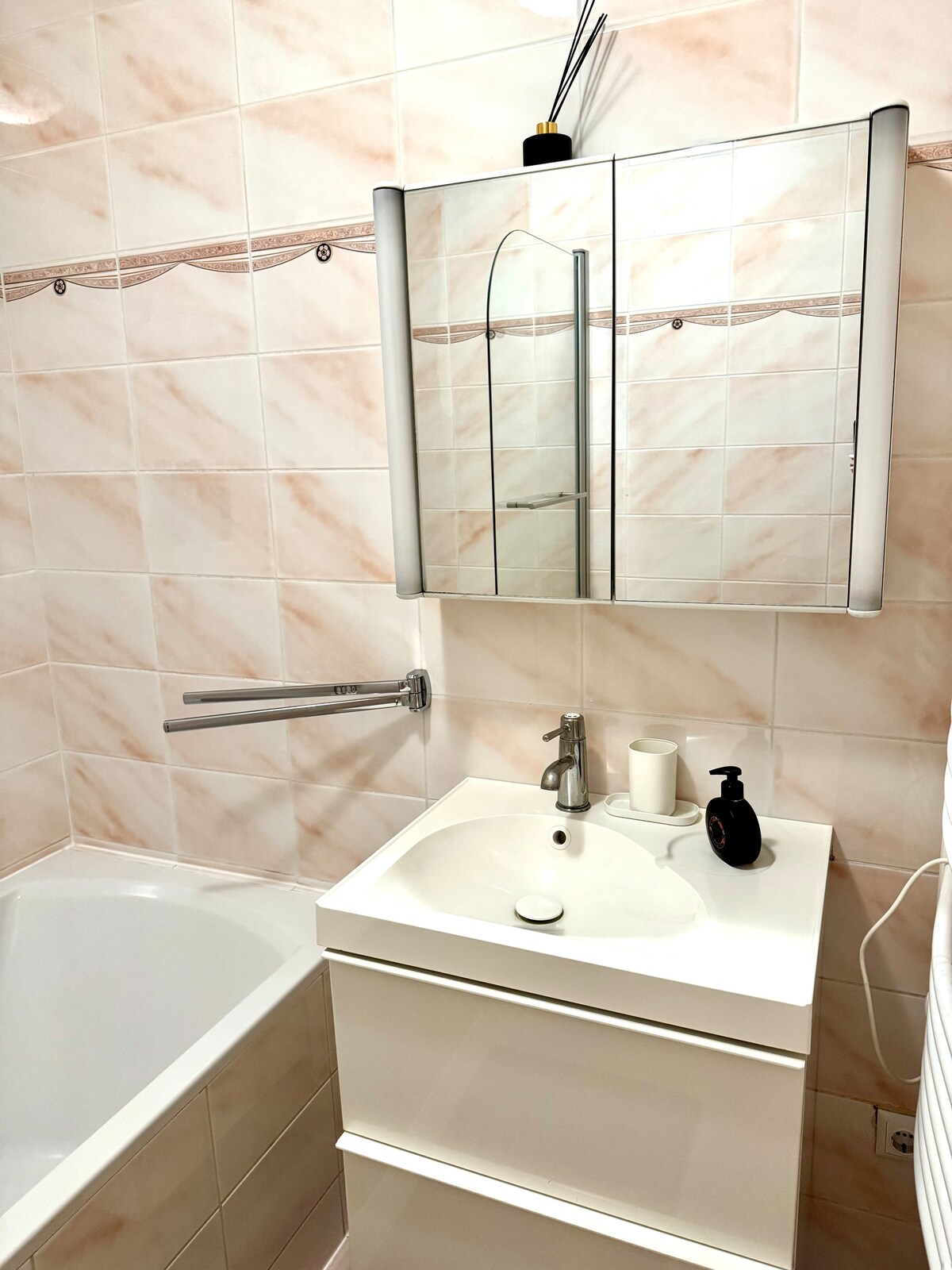 Central View Vienna 92 m² 3 BD apartment photo 3