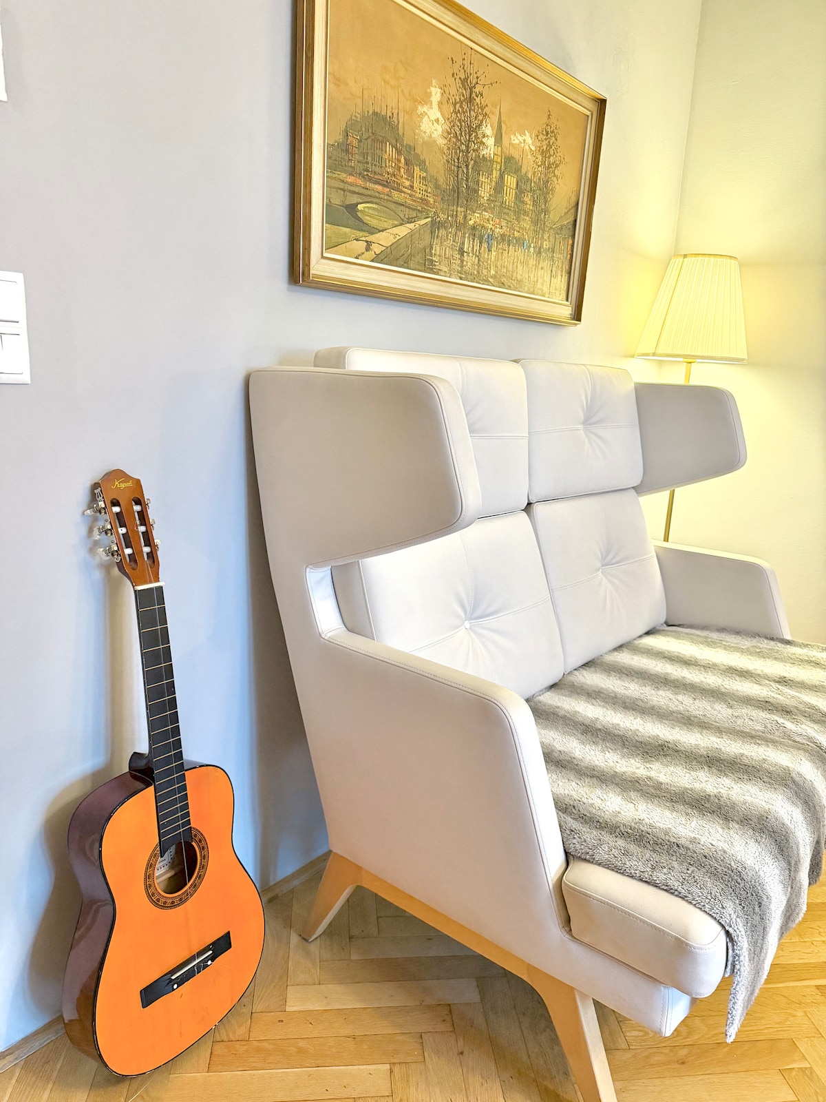 Bedroom 1 image 6