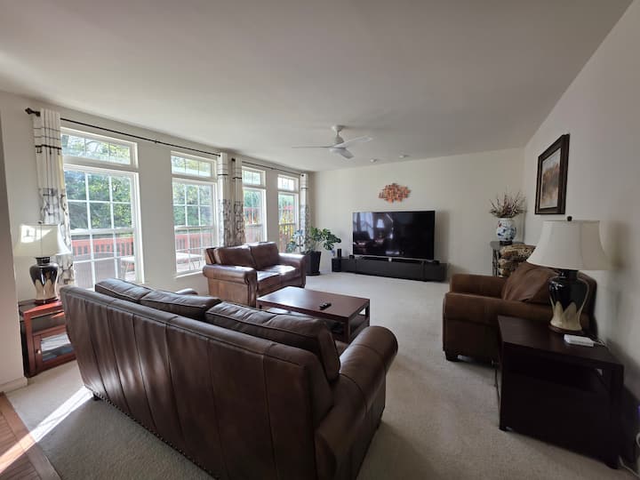 Home In Leesburg - Leesburg, VA