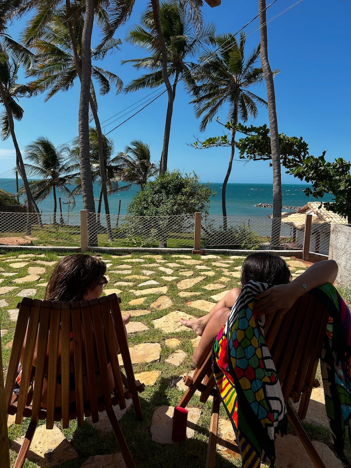 Relax with an Incredible View 80m from Peroba Beach
