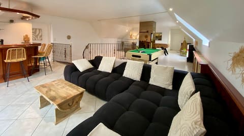 *New* 
Large Gîte with Mountain View