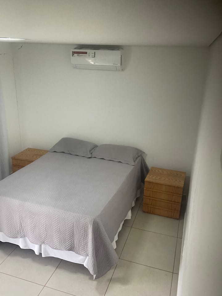 Dhomë gjumi 4