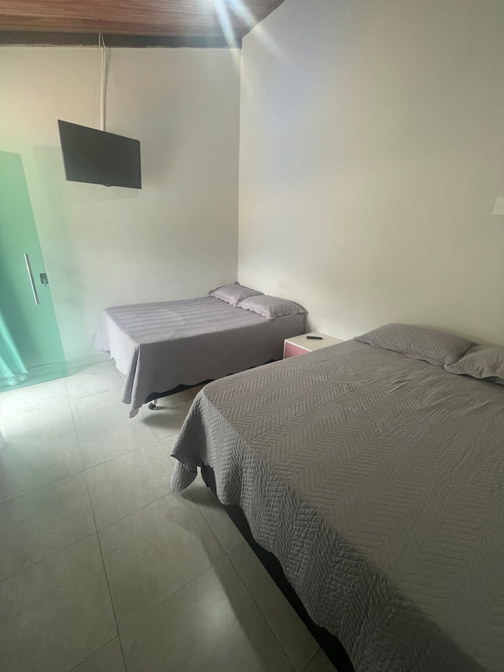 Dhomë gjumi 2