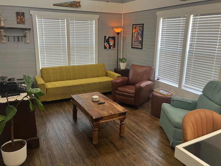 The Southside House - Smithville, TX