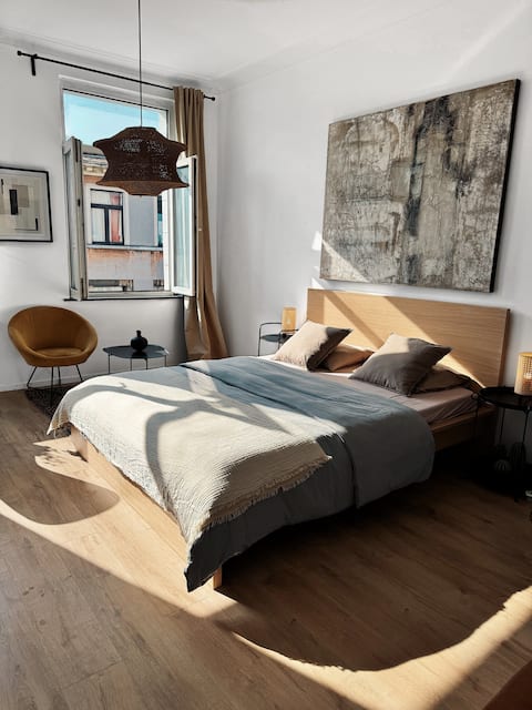 Renovated apartment near the station