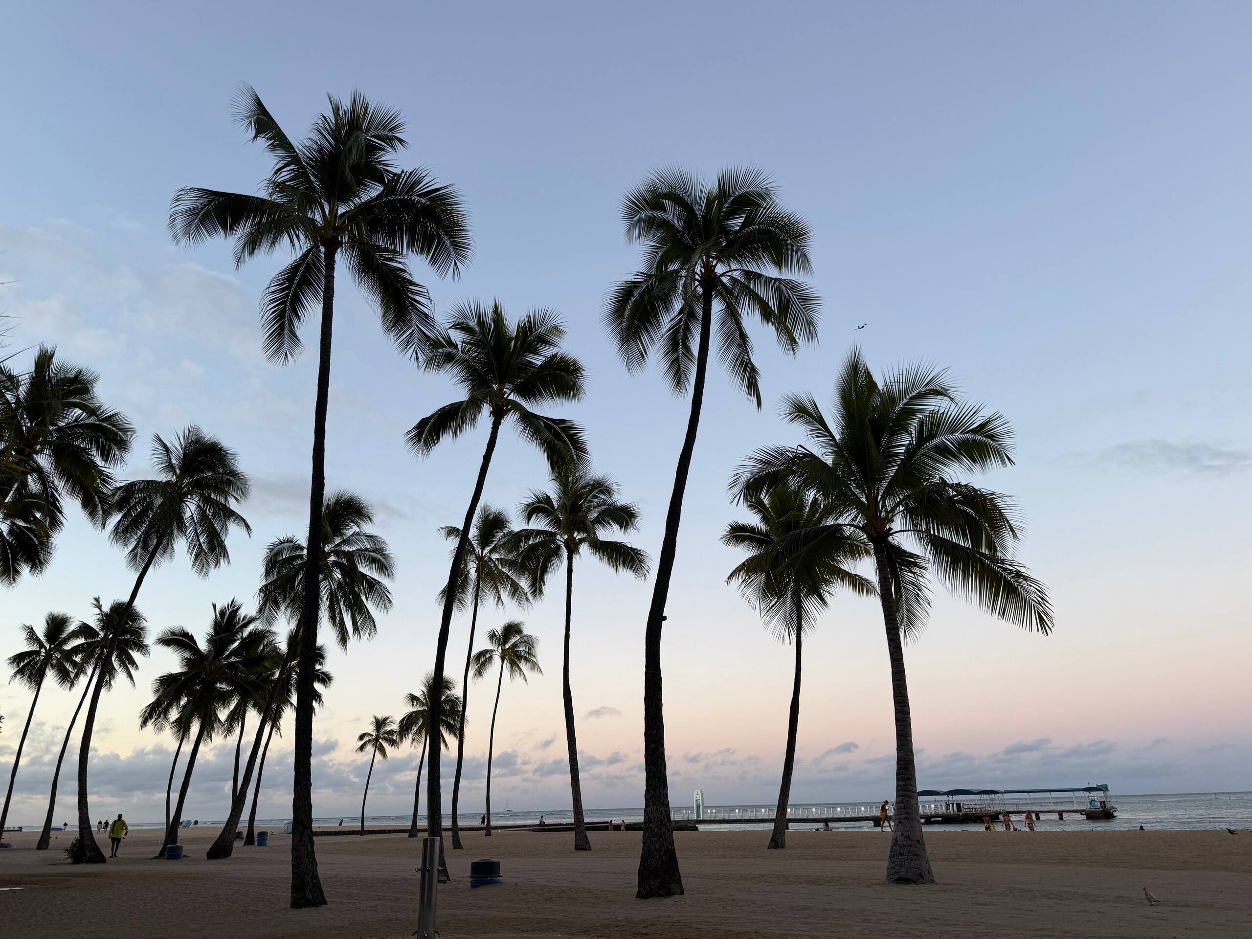 Condo in Honolulu · ★4.68 · 1 bedroom · 2 beds · 1 private bath - Image 33