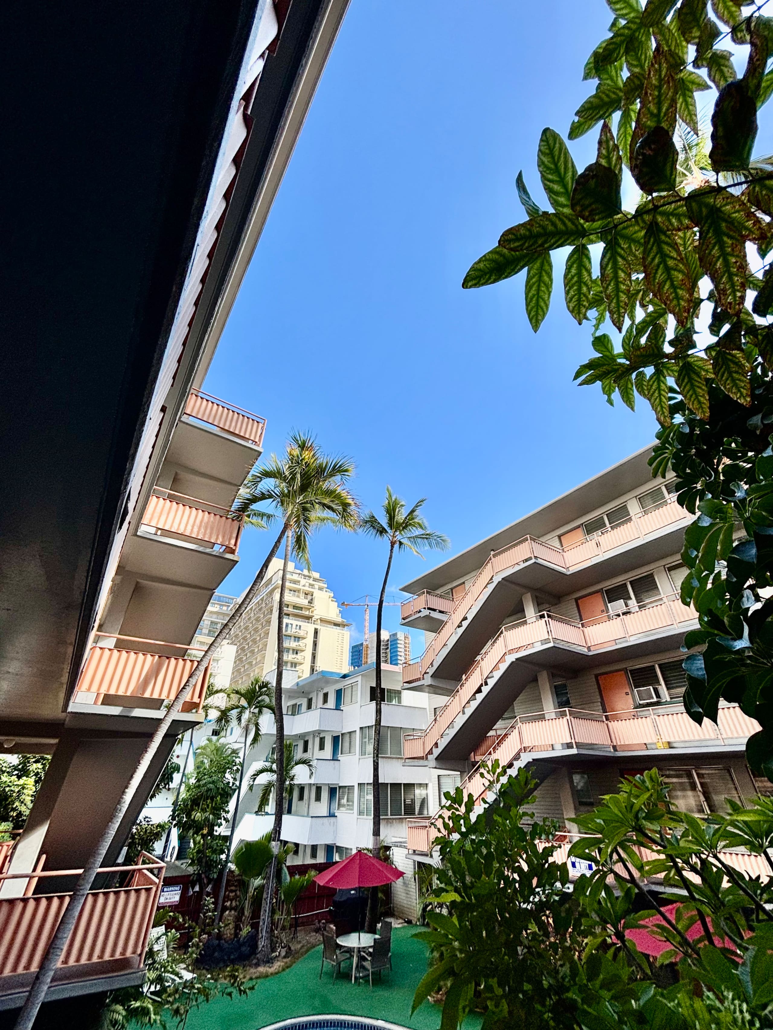 Condo in Honolulu · ★4.68 · 1 bedroom · 2 beds · 1 private bath - Image 31
