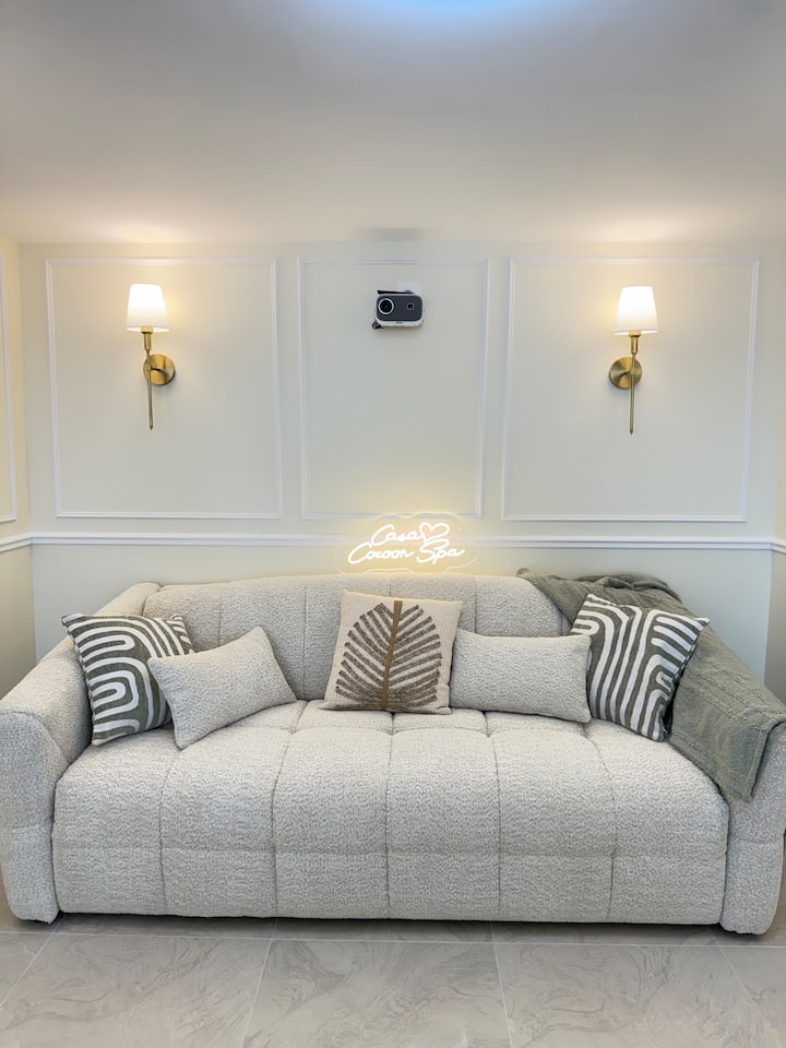 Suite Romantique Jacuzzi & Cinéma - Casacocoonspa - Tremblay-en-France