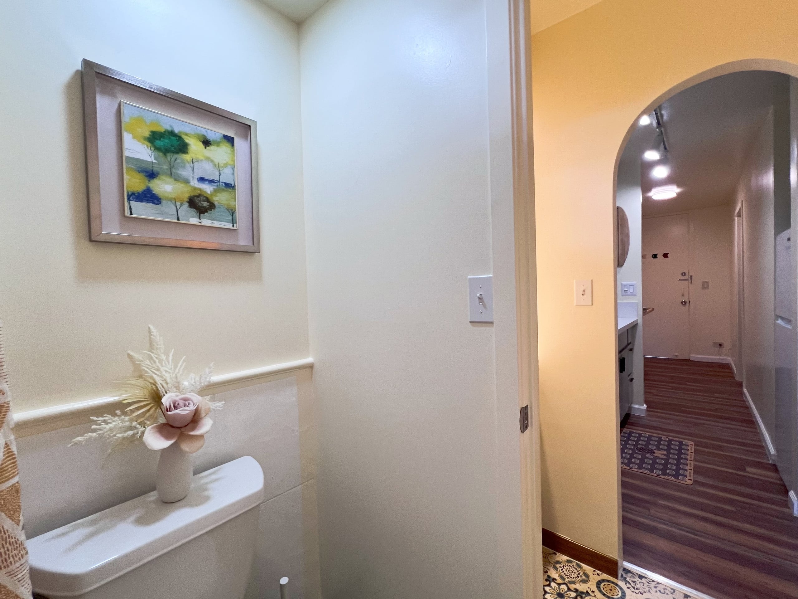 Newly renovated 2b/1b in Waikīkī-Free parking - Photo 33