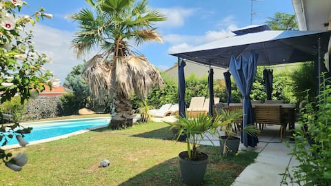 Cozy House With Pool