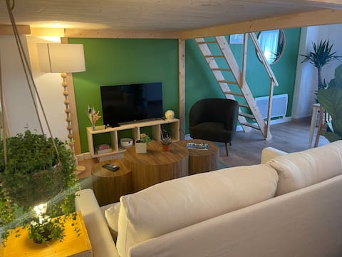 Popular Airbnb listing: Amber's Nest in Étaples