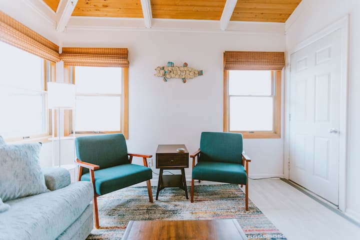 Cozy. Oceanside. Walk To Beach! 2 Pools! - Kitty Hawk Beach
