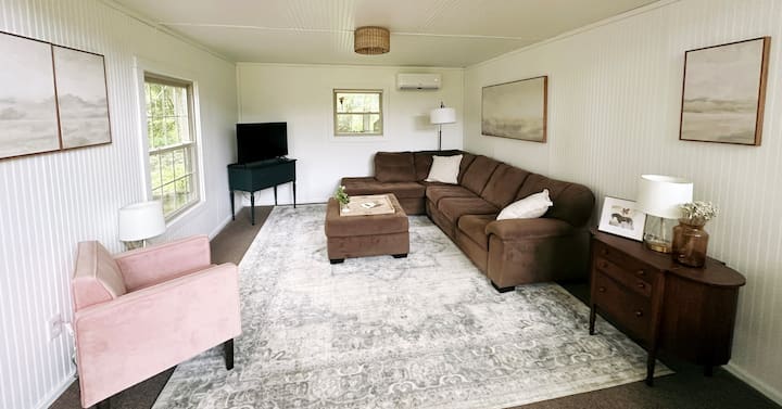 Magnolia Hill Cottage - Athens, OH